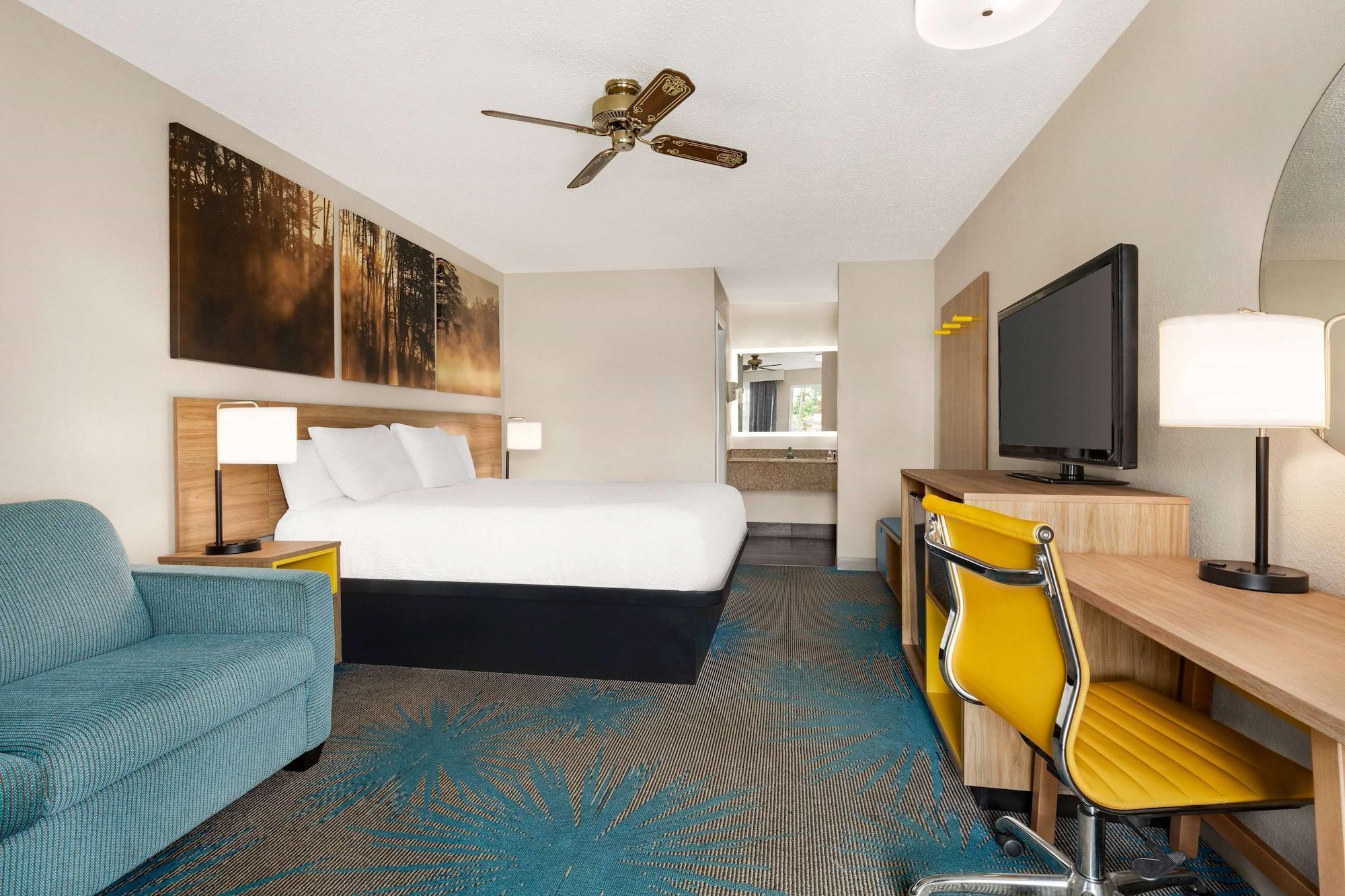 Days Inn By Wyndham Demopolis Dış mekan fotoğraf